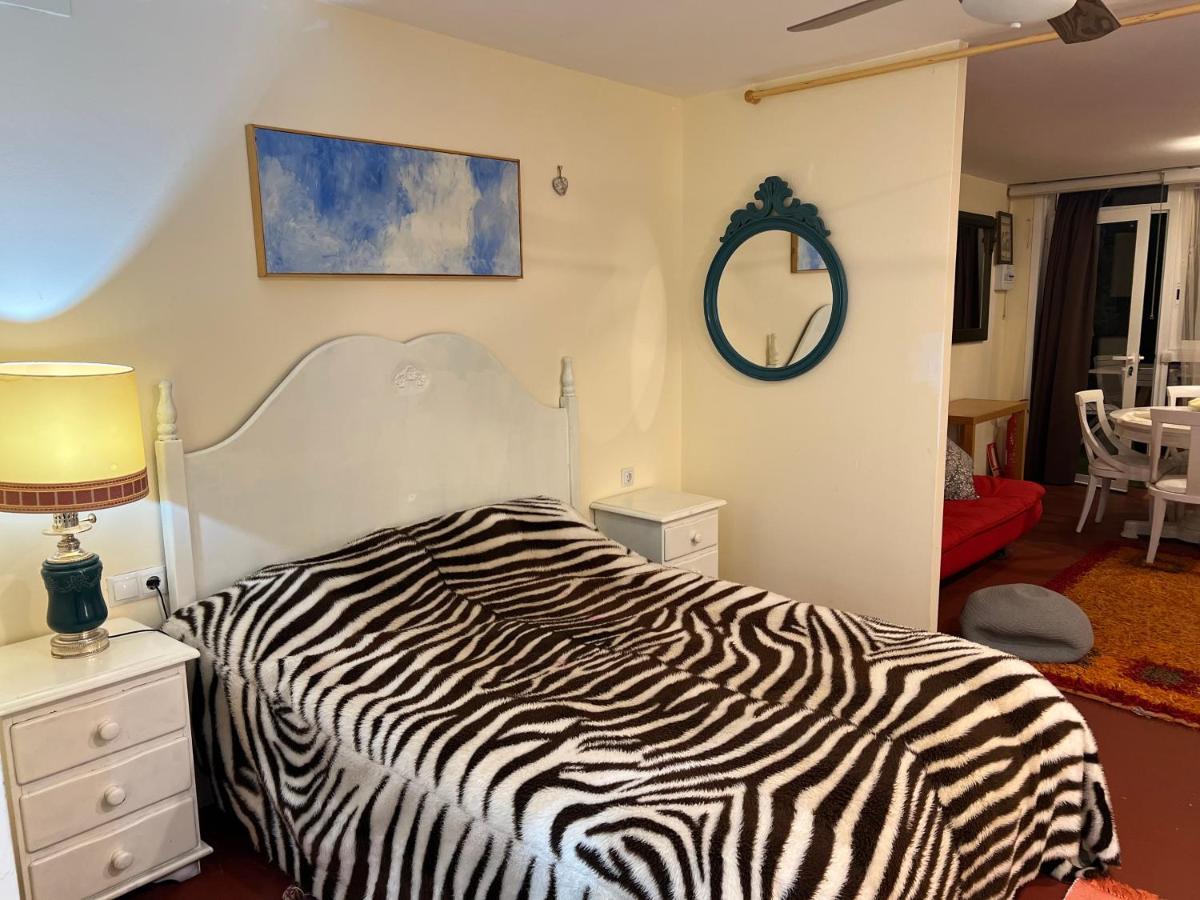 Apartamento Abierto Con Patio Matadepera Экстерьер фото